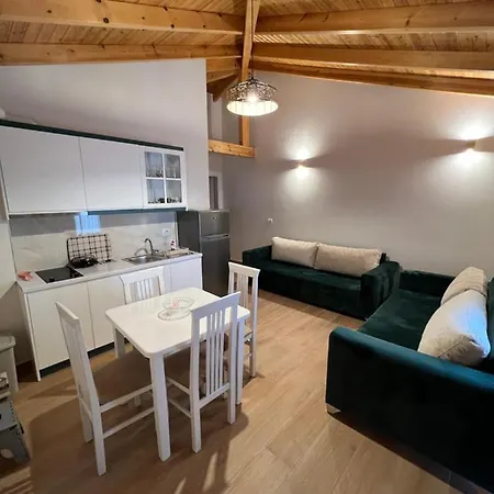 Apartment Amazing Familiar And
