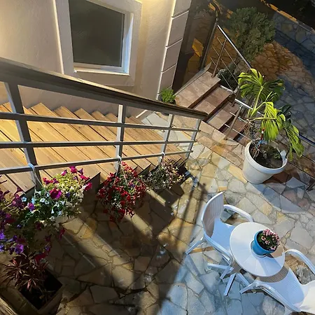 Amazing Familiar And Apartment