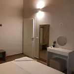 Amazing Familiar And * Саранда