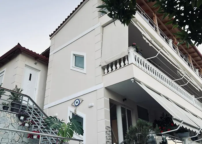 Amazing Familiar And Apartamento Sarandë